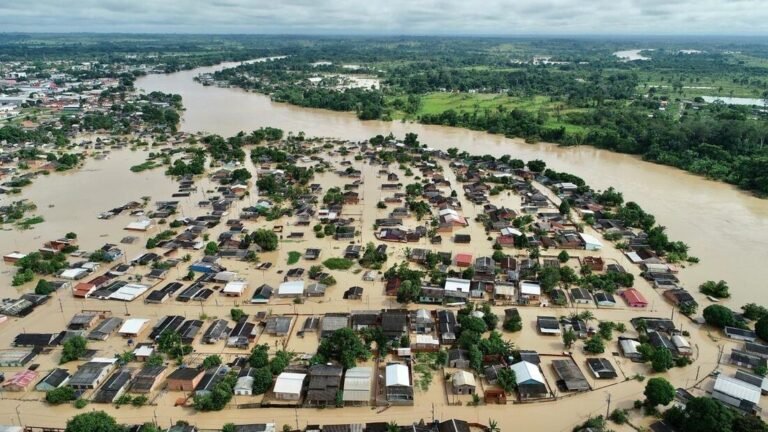 Da seca extrema à cheia histórica: entenda os fatores climáticos que fazem o Acre viver nova emergência