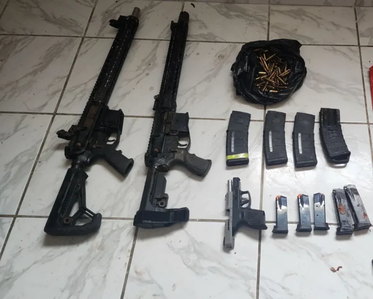 Homem que traficava armas para facções na Bahia é preso com fuzis