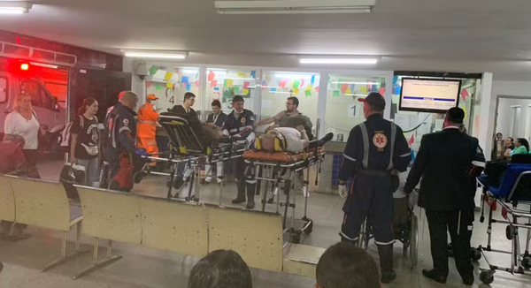 Avião faz pouso de emergência no Brasil após turbulência deixar 30 feridos
